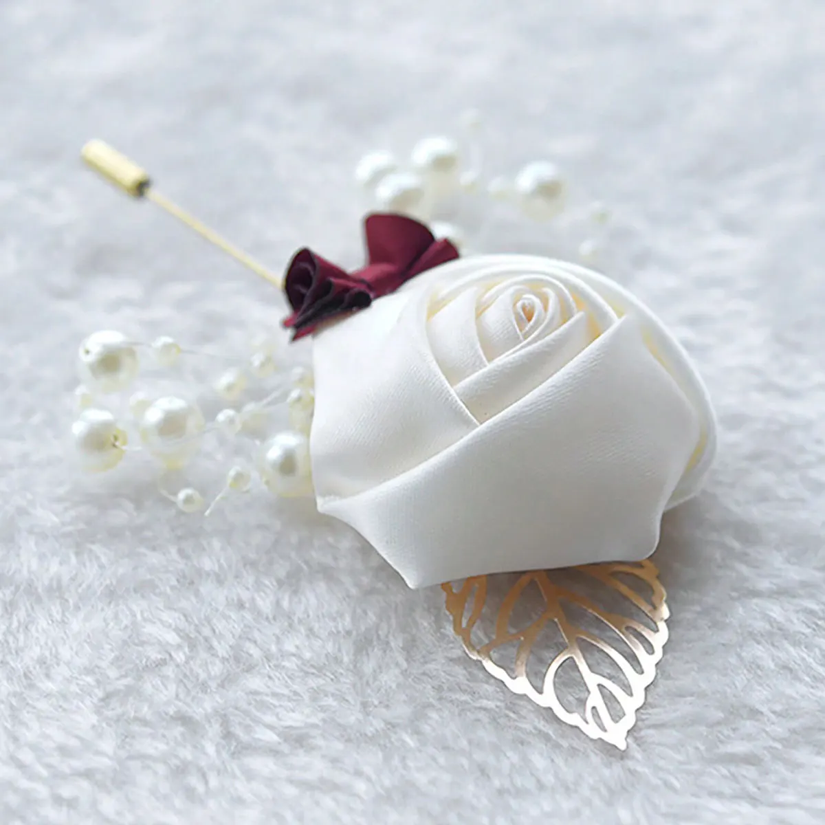 1 Piece Wedding Groom Men's Rose Boutonniere, Gold Leaf Pearl Bow Tie, Men's and Women's Wedding Brooch Flower, Groom and Groomsman Suit Decoration Accessory, Rose Lapel Pin, Wedding Holiday Party Decoration Lapel Pin, Suit Lapel Pin, Welcome Lapel Flower, Wedding Ball Dinner Decoration Boutonniere view 3