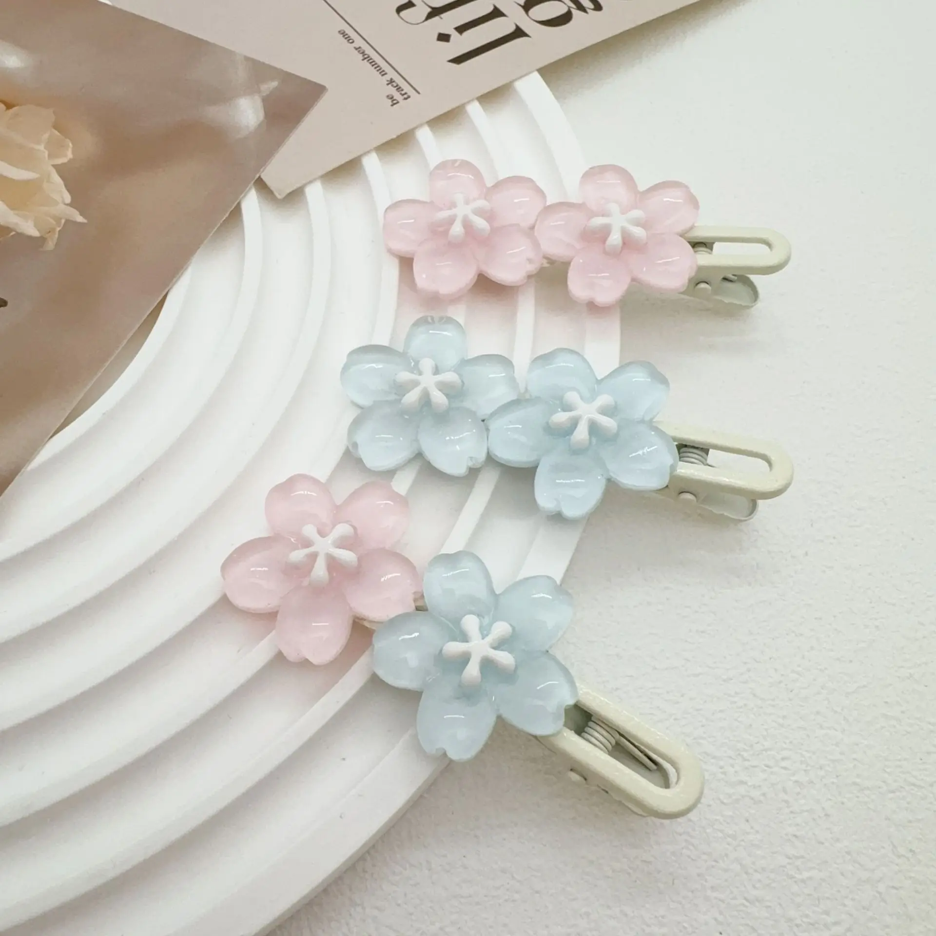 مشبك شعر جيلي زهر الكرز قطعة واحدة أنيقة ولطيفة ومضادة للانزلاق للفتيات والنساء وإكسسوارات الشعر اليومية