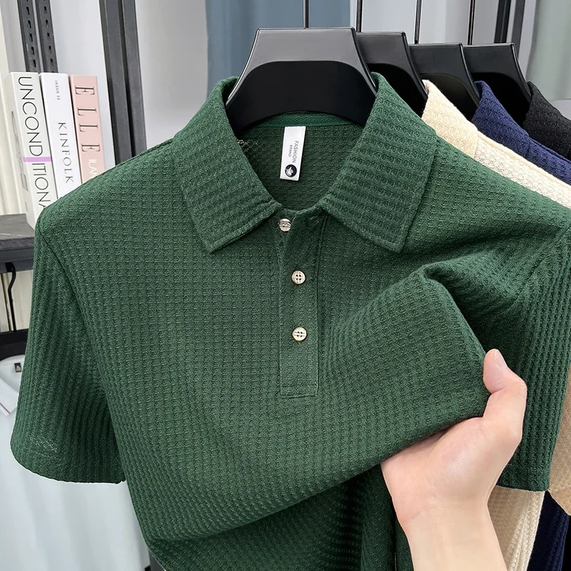 Light luxury waffle knit polo top for men three button placket soft thin stretch outdoor driving daily versatile apparel