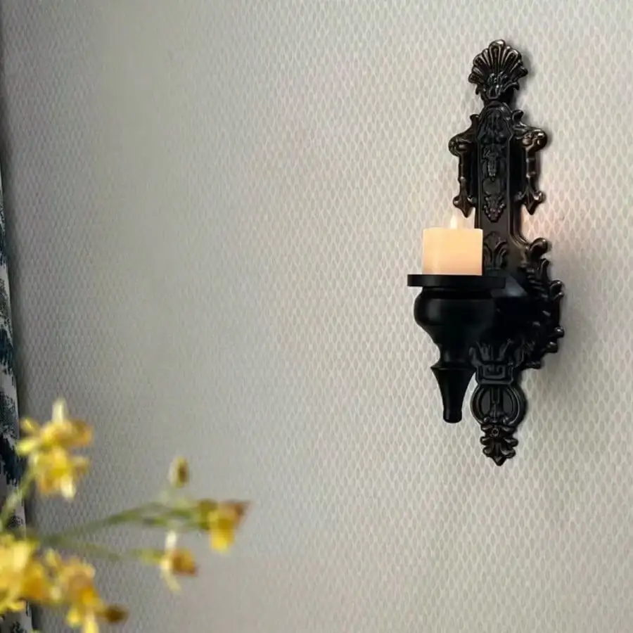 Elegant Metal Candle Holder With Fine Workmanship. Creates Warm Romantic Ambiance For Home, Dining Room And Parties.