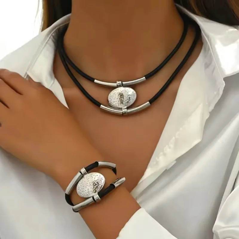 2-piece/set Retro Oval Leather Rope Necklace Bracelet, Women's Bohemian Holiday Accessory, Double-layer Jewelry Set