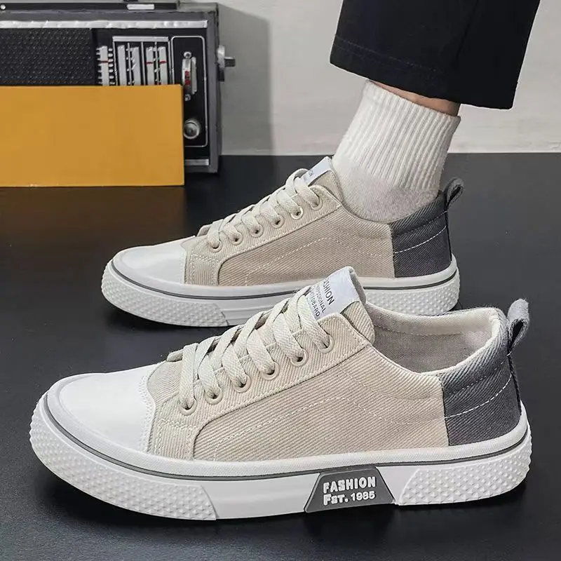 

The new fashionable and classic canvas shoes for men in summer 2025 are breathable, versatile, anti-slip and wear-resistant