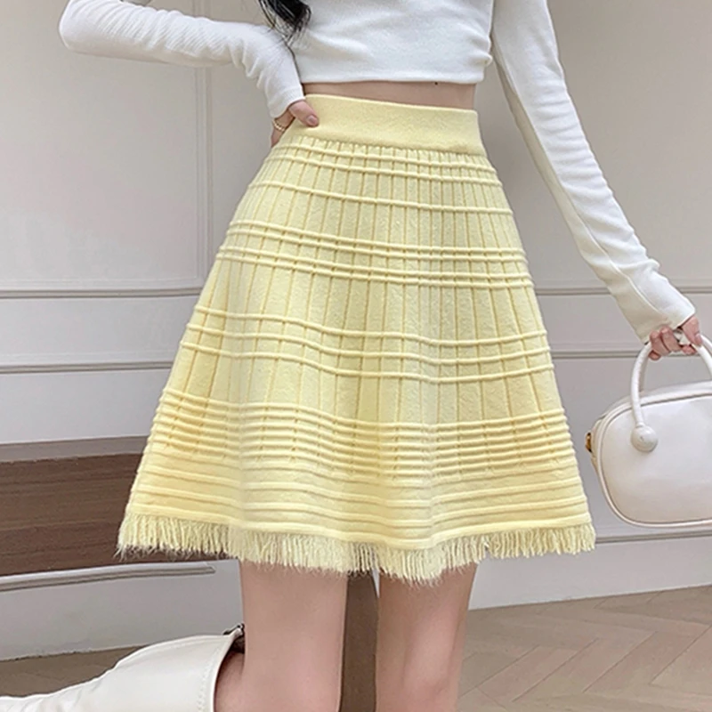 

Plaid Tassel Knitted Skirt Women Autumn Winter Sexy High Waist A-line Short Mini Skirt