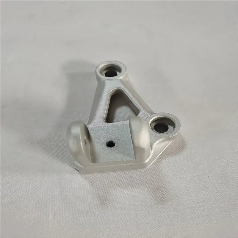 Suitable for Benelli original accessory TRK502X pedal bracket BJ500GS-A left and right front pedal brackets