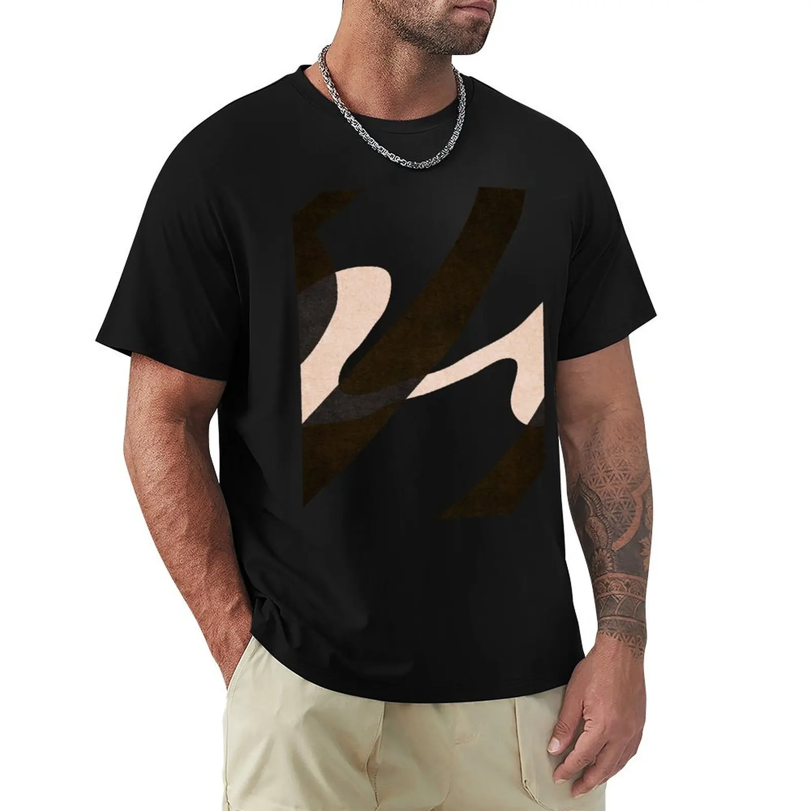 

ABSTRACT ALPHABET / Script U T-Shirt Plus Size Lightweight Top
