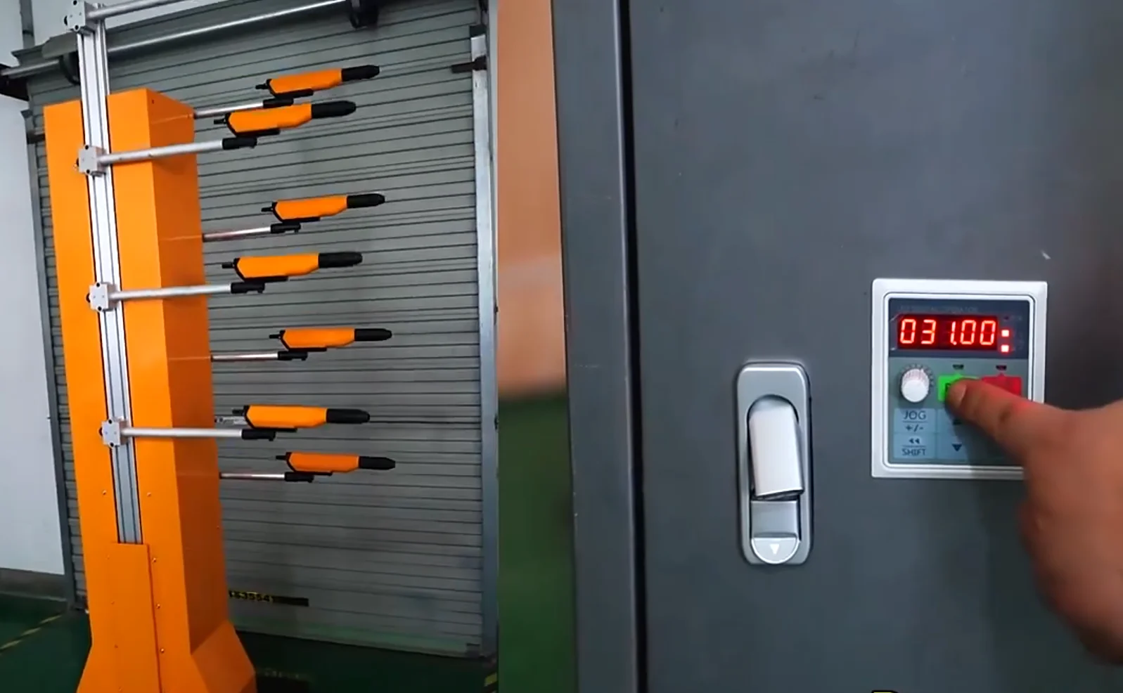 COLO-2600D Crankshaft Electrostatic Spray Painting Gun Automatic Powder Coating Reciprocator