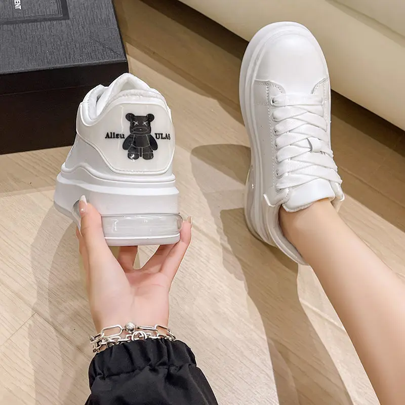 [New Guest Reduction] White McQueen White Shoes Women's Autumn and Winter New Thick Sole Increased fleece-lined Casual Shoes