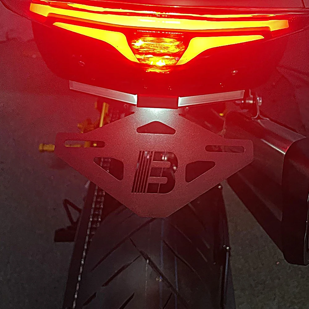 Semspeed For CFMOTO 800NK Foldable Short Rear Fender Eliminator License Plate Holder Plug and Play Streamer Turn Signal Light