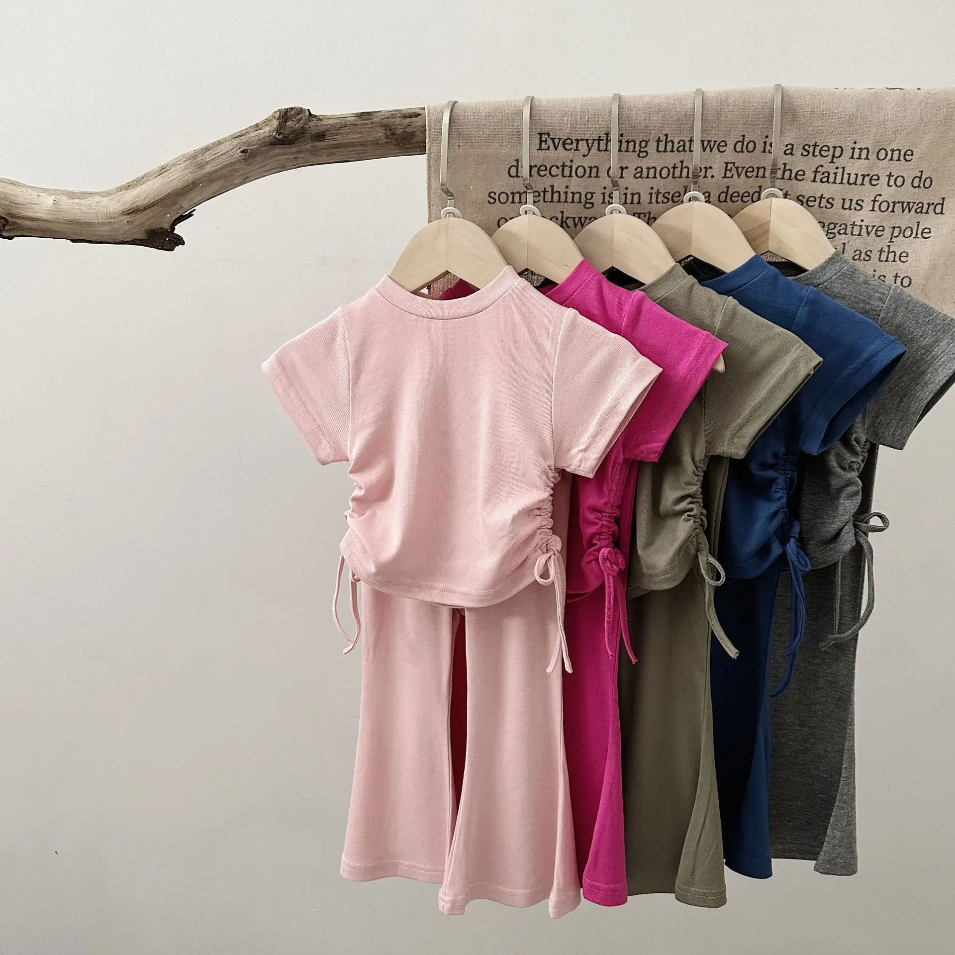 

Childrens Summer Set 2024 New Loose Solid Color Top and Pants Lightweight Two Pieces Casual and Comfortable Children Clothing