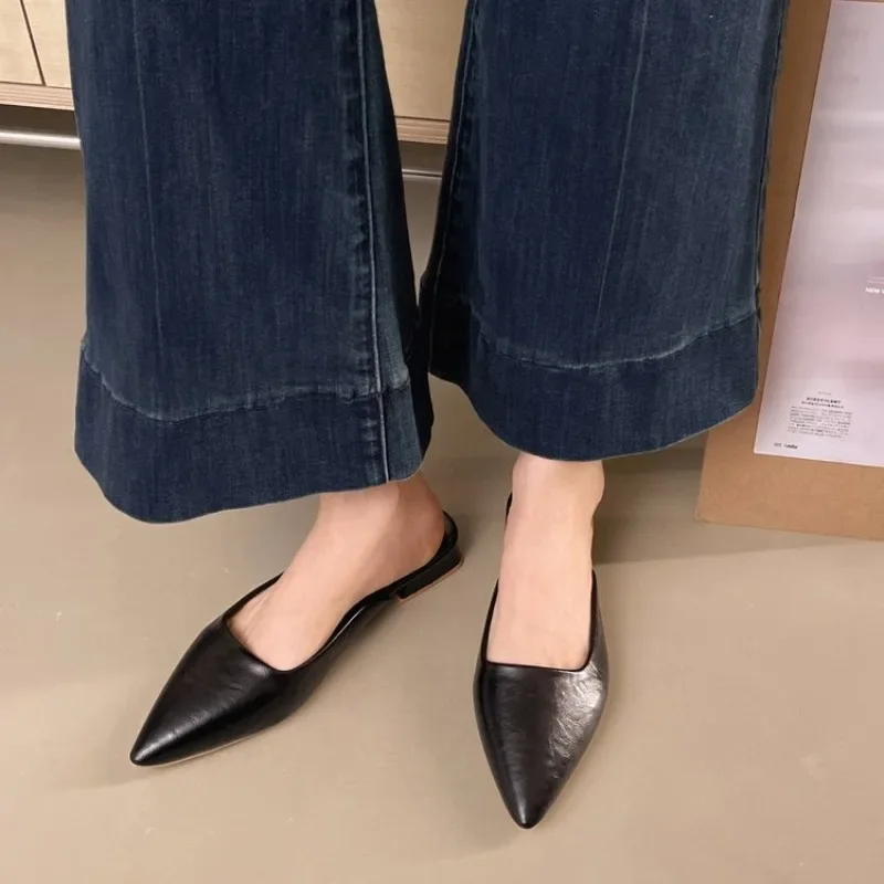 Spitze Zehenpartie, rückenfreie Mules für Damen – Modische Slip-Ons mit niedrigem Blockabsatz, elegante Büro-Slipper, bequeme Sandaletten – Detail 4