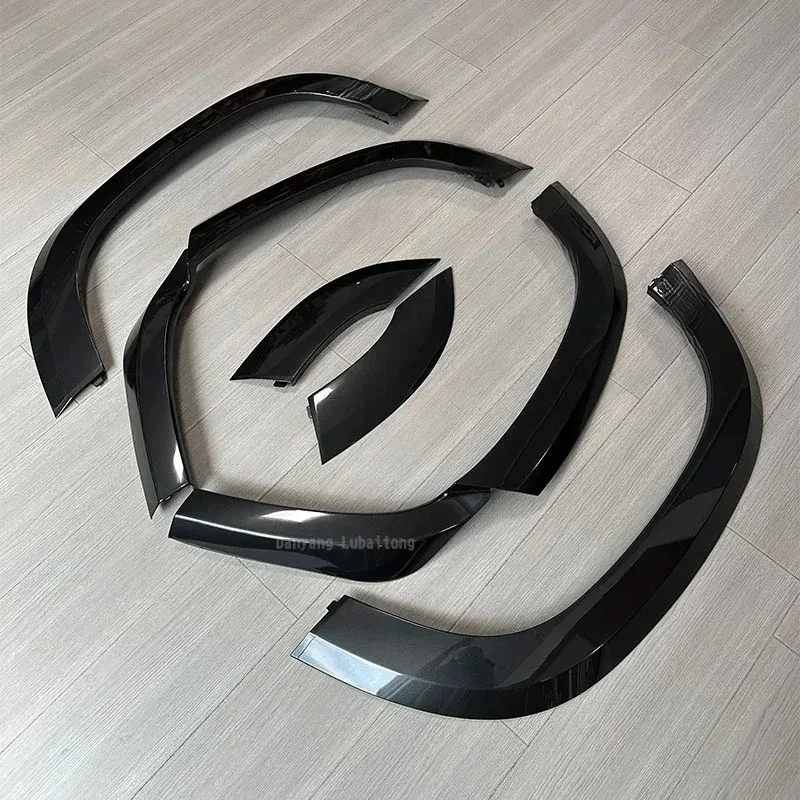 

Factory Hot Selling Upgr high quality Grey Widen Wheel Eyebrow with Lamp Arch for Defender 110 2020+