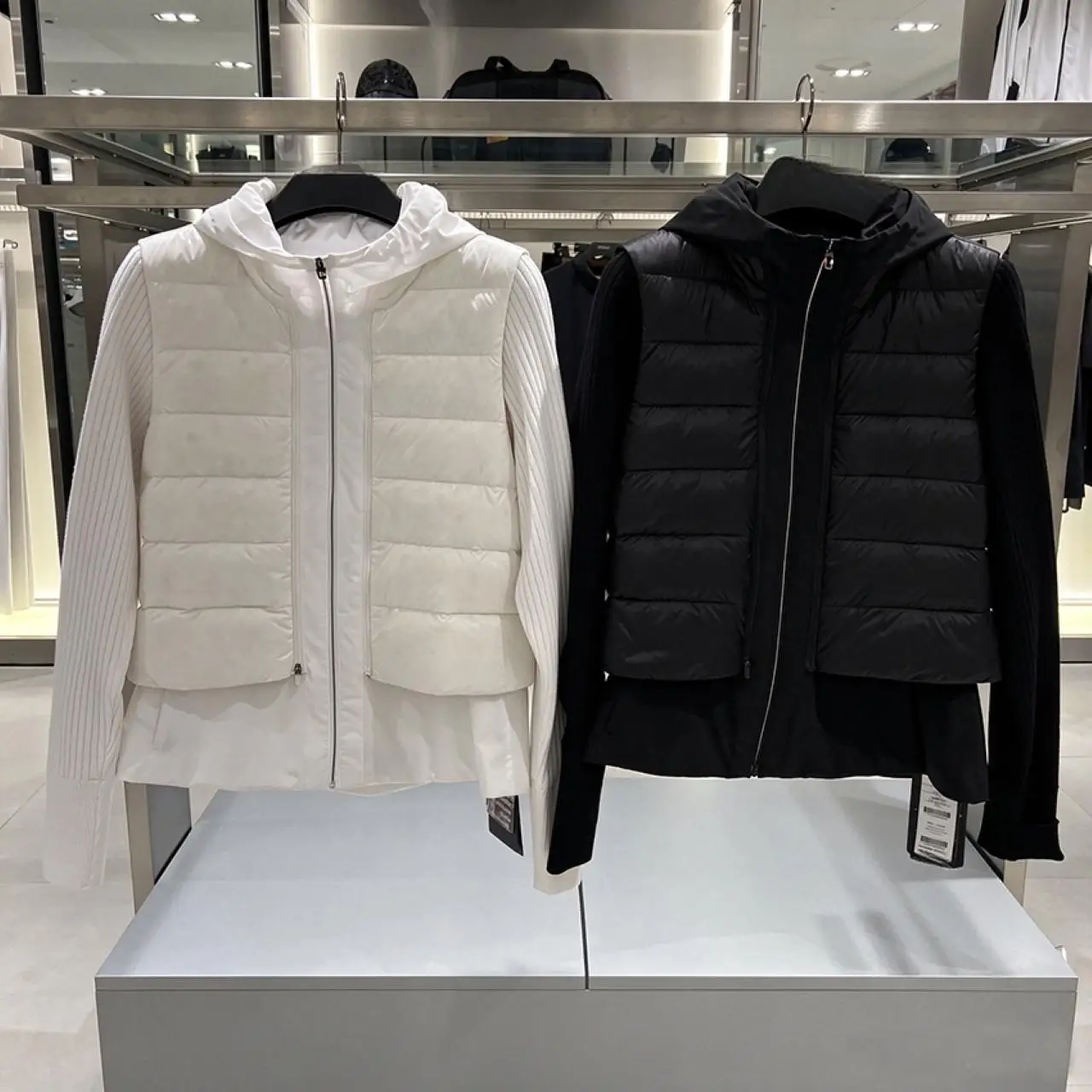 2026 New Fall Winter Ladies Golf 2 Pieces Outfit Zip Hooded Down Vest + Knit Long Sleeve Jacket Detachable 2-in-1 Coat