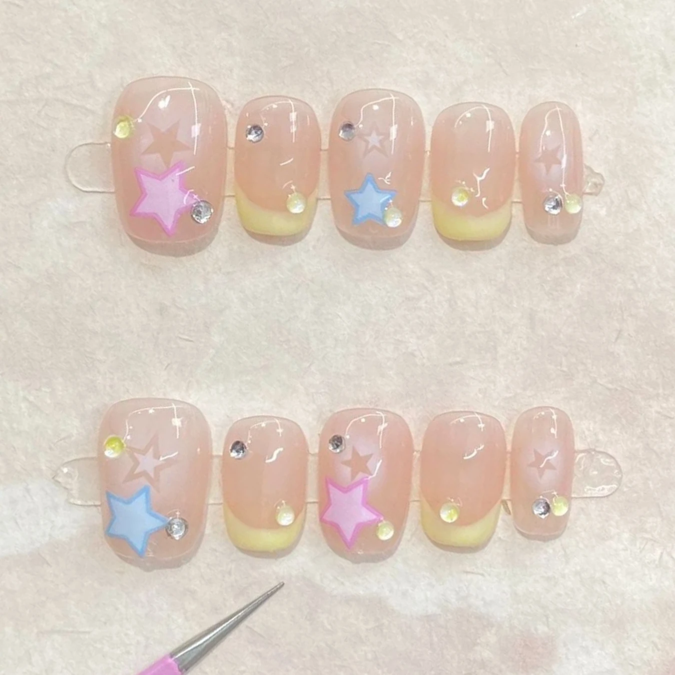 10 قطعة الصحافة اليدوية الفرنسية على الأظافر نمط نجمة الأظافر وهمية قصيرة الأظافر كاذبة الصيف أظافر صناعية نسهل أظافر نورديل نصائح #1