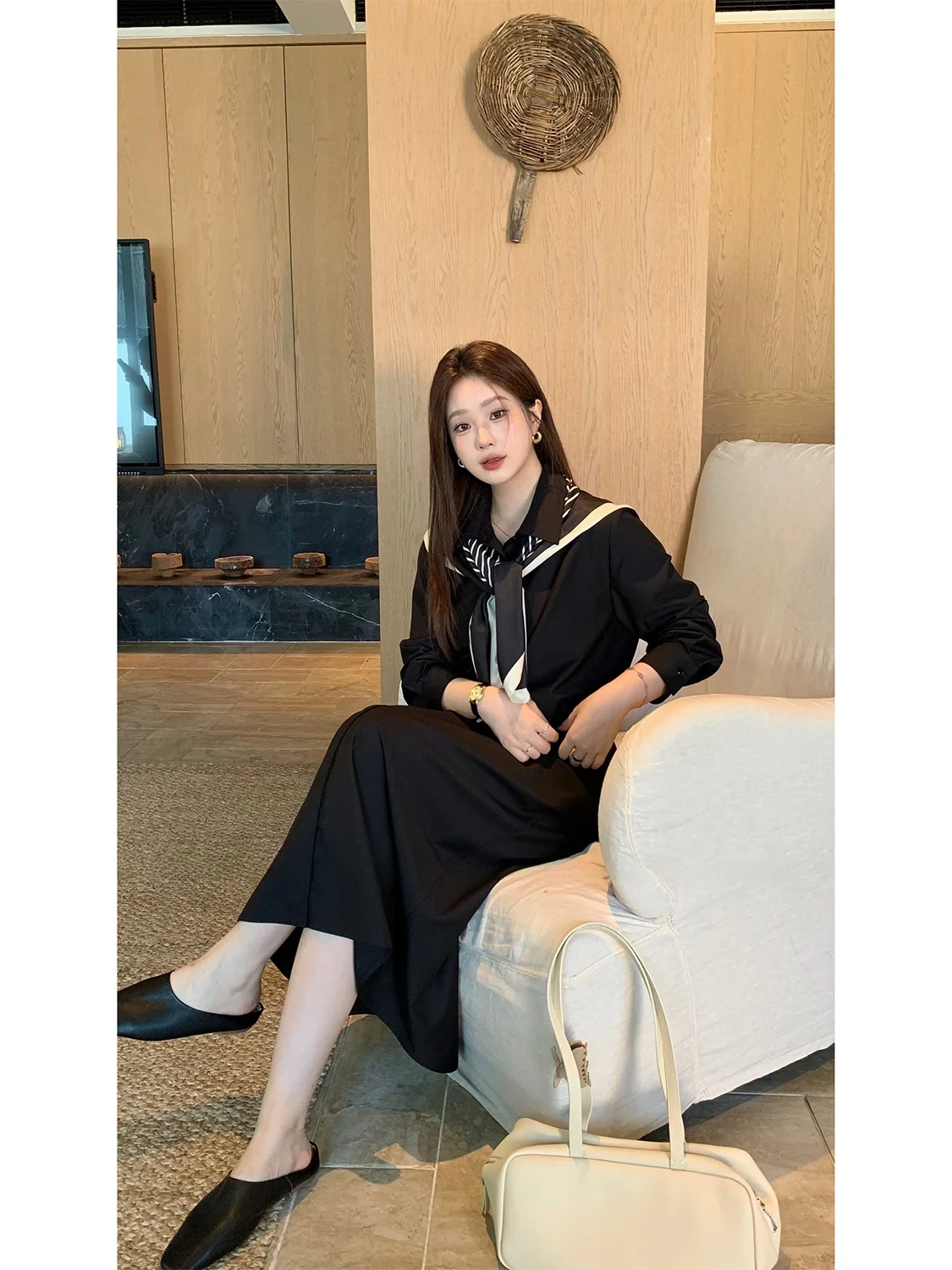 

Элегантное платье-рубашка для женщин больших размеров, повседневный стиль, приталенное, с эффектом стройности, весенняя мода, повседневная одежда, смесь полиэстера и вискозы, длинное.