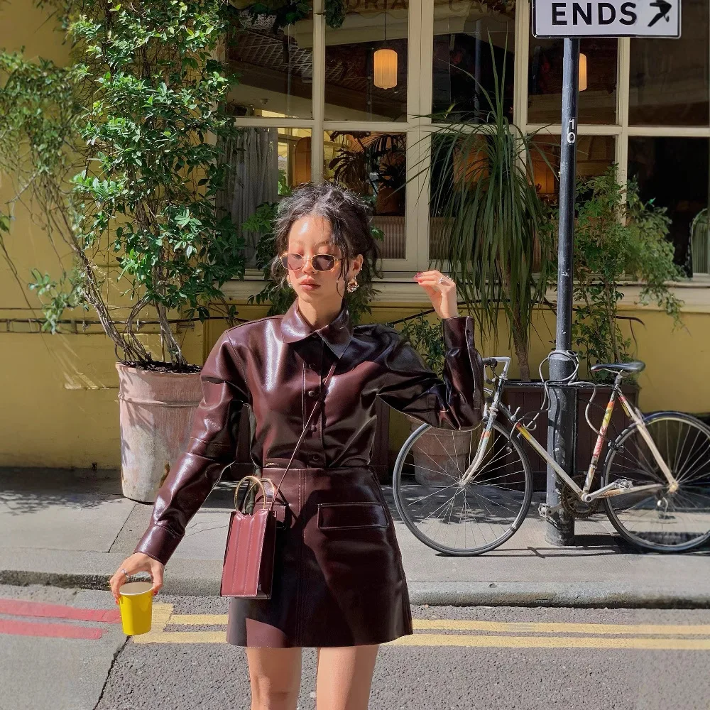 

Women's Faionable Button-Up Collar PU Jaet Skirt Two-Piece Set Autumn Season Nine-Point Sve Regular Sve Design