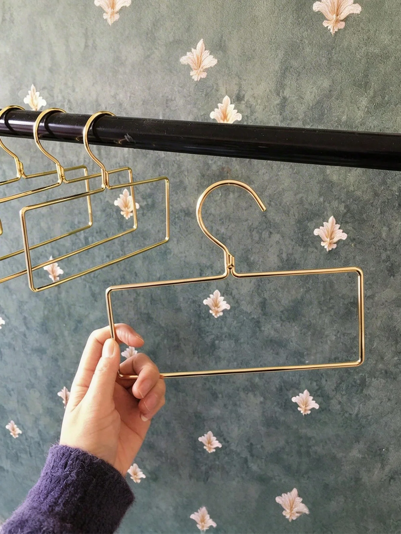 10 Stück Metall-Kleiderbügel im nordischen Stil, multifunktionale Kleiderbügel zum Aufhängen von Handtüchern und Schals