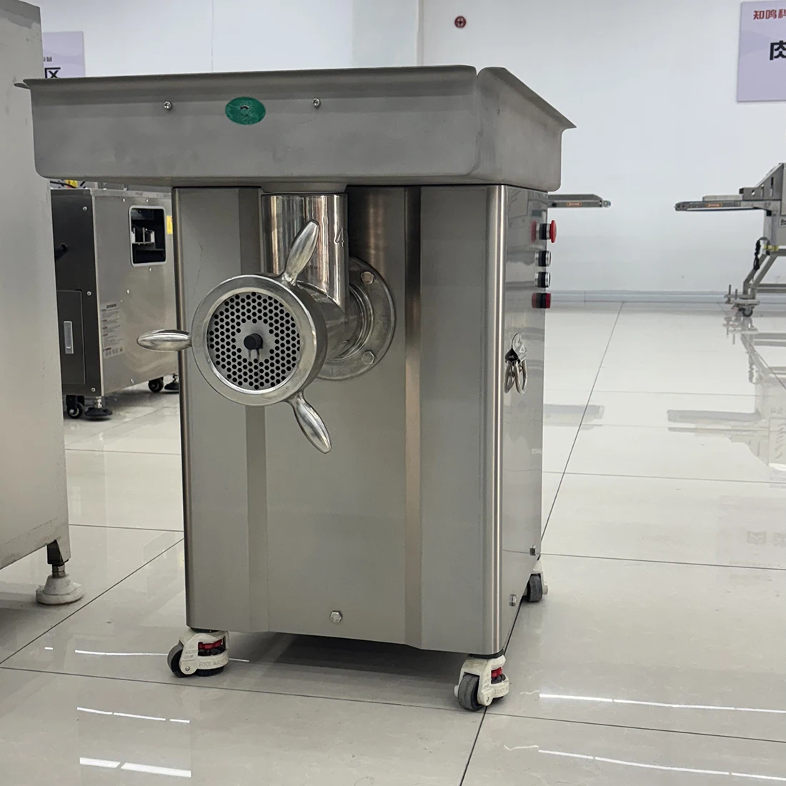 ondition for Meat Processing Plant and Meat Mincer Fully Automatic 42 Meat Grinder New C