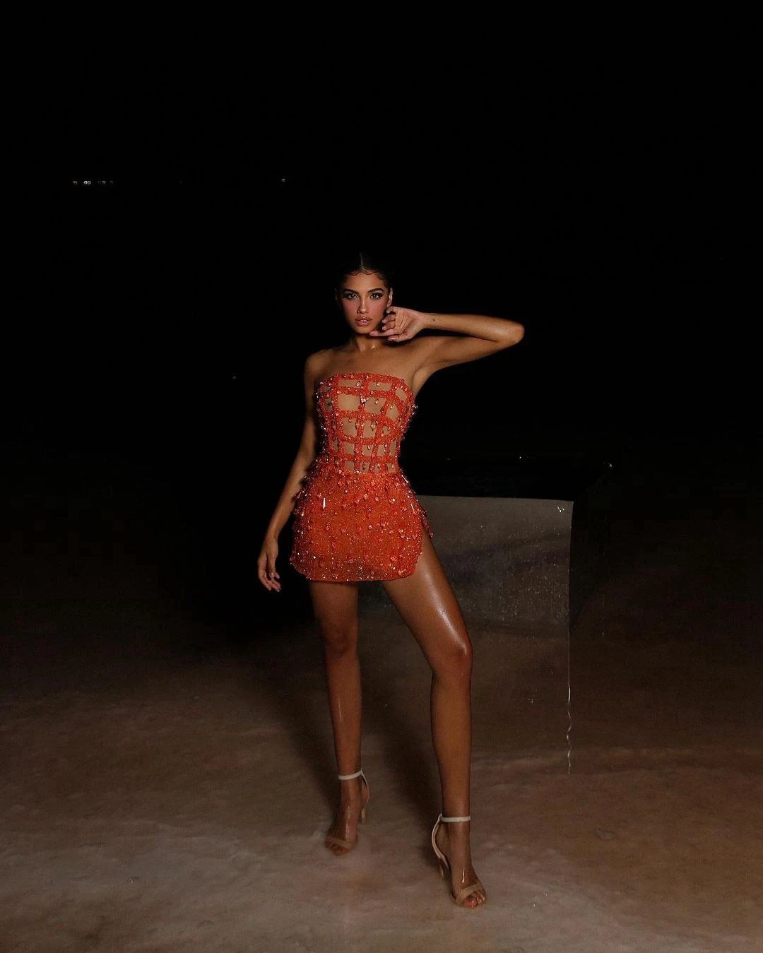 Laranja lantejoulas rendas mini vestidos de cocktail sem alças borla cristais curto vestidos de festa de baile ver através do brilho vestido de baile