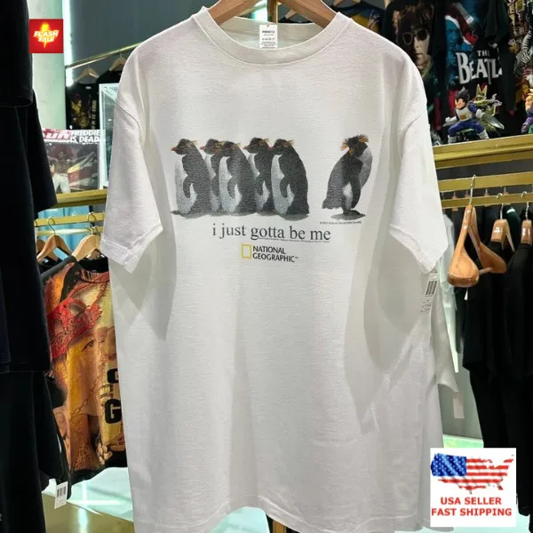2001 'JUST GOTTA BE ME' ROCKHOPPER NAT GEO camiseta blanca rara para hombres y mujeres