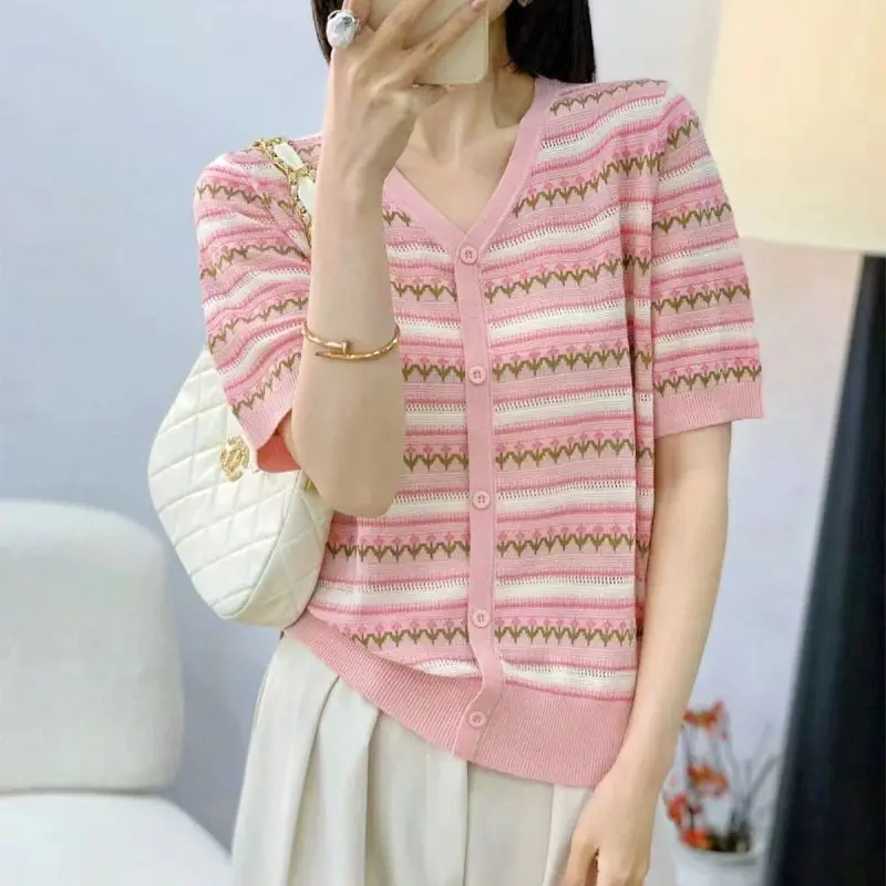 2024 Summer new Women\'s Color V-Neck Button Jacquard Spliced sweet Chic Fashion Loose Hollow Out short Sleeve Knitted Tops