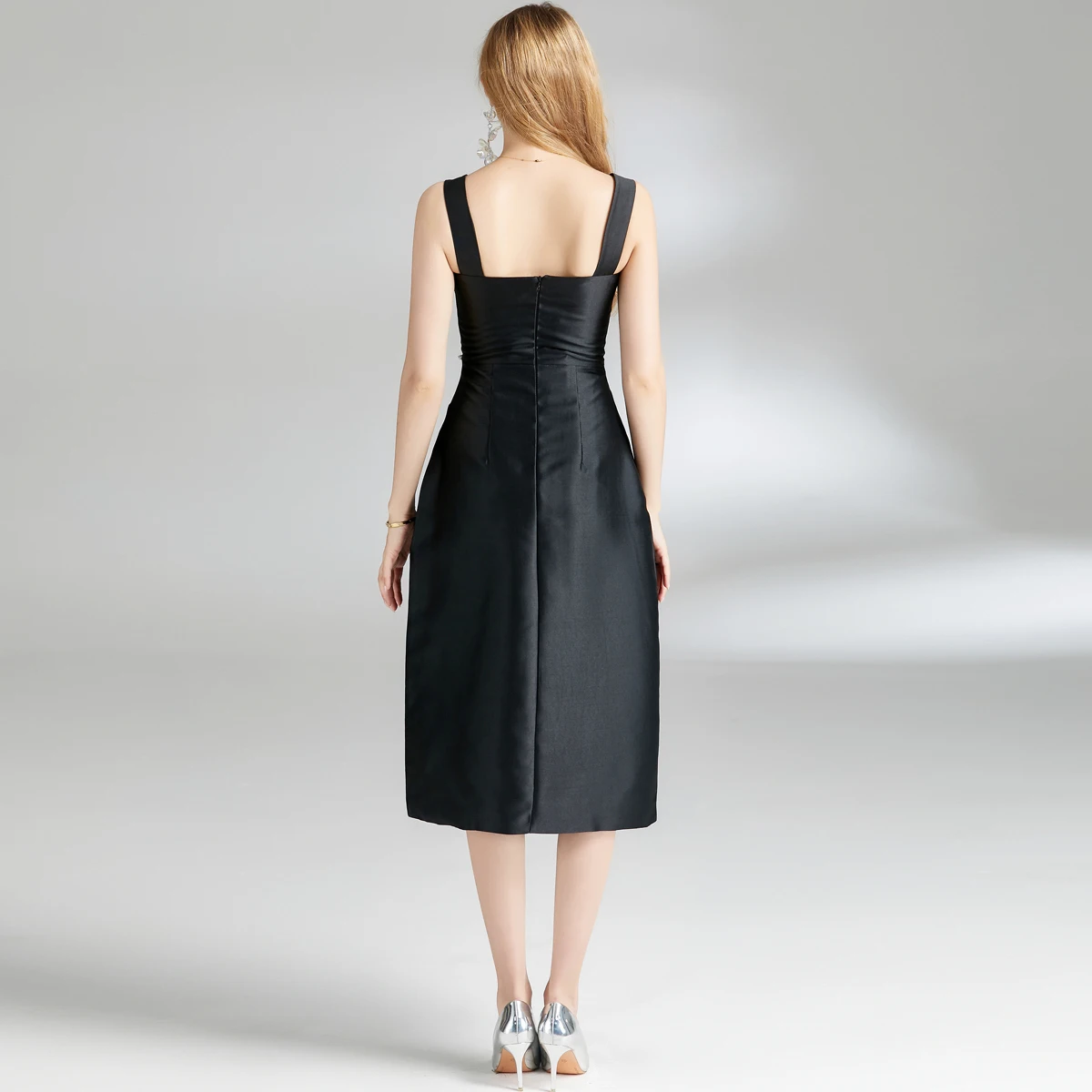 Robe mi-longue à col carré pour femme, robe de soirée élégante, nœud en biscuits précieux, noir, luxe, été, haute qualité