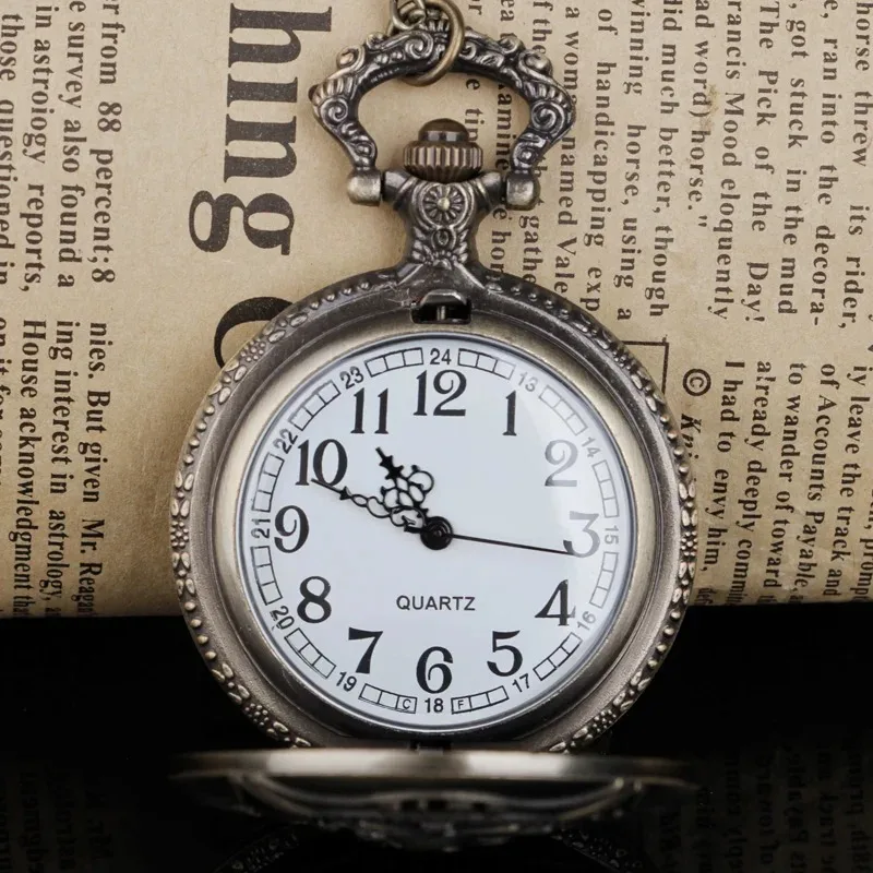 빈티지 청동 소방 패턴 석영 주머니 시계 고품질 아랍어 숫자 목걸이 펜던트 체인 남성과 여성의 선물