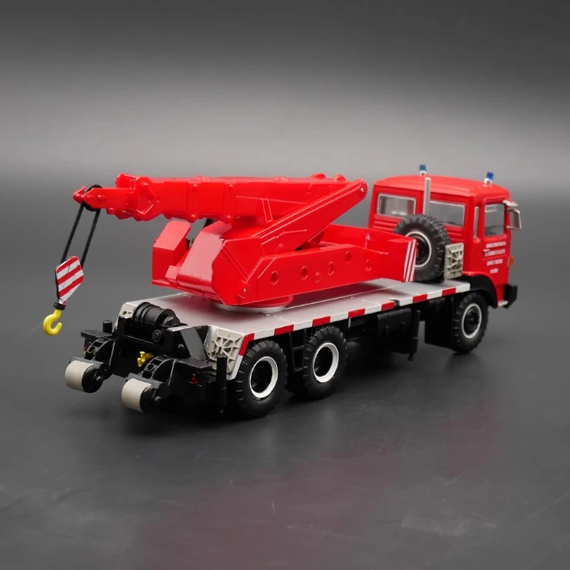 Diecast 1:43 Scale Saviem EPG 6X6 Crane Fire Truck Alloy Car Model Finished Product Static Model Simulation Toy Collection Gift