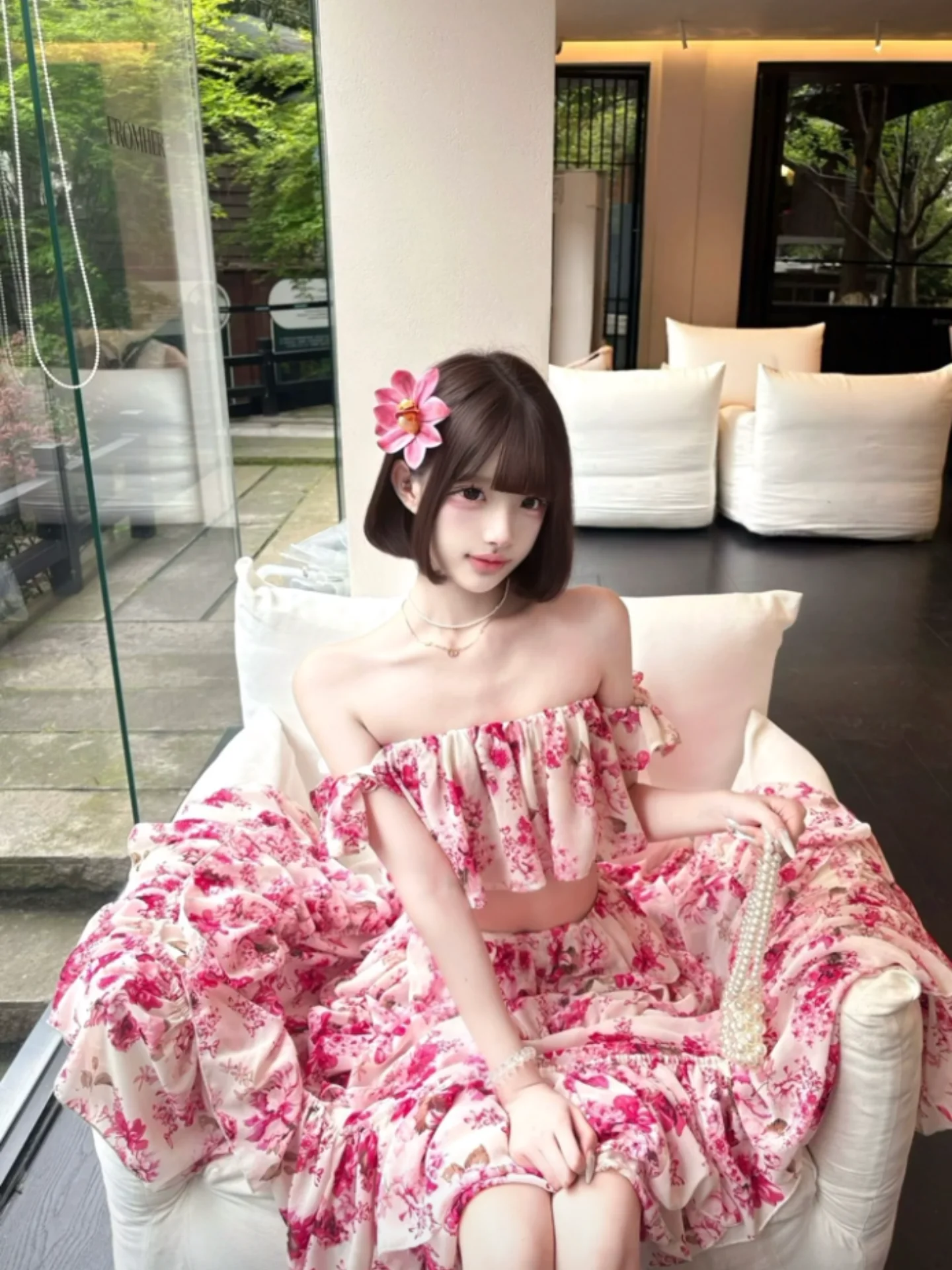 

Retro Beautiful Floral One-Shoulder Tube Top Women Summer Waist-Cinching Island Vacation Style Half-Skirt Set Casual Fashion