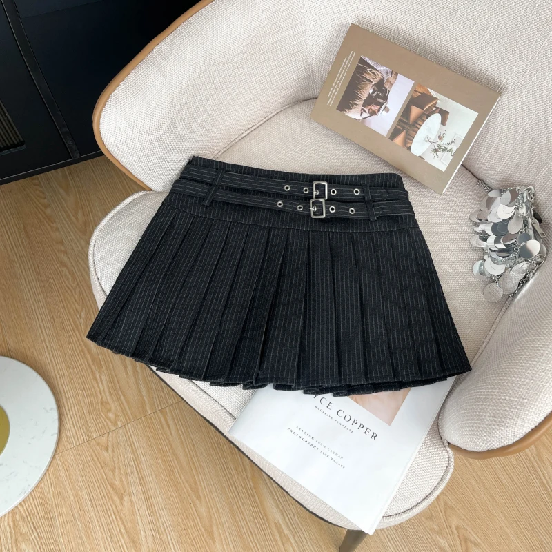 Women's Striped Skirt Y2K Japanese Harajuku High Street Office College 2000s Style Retro A-line Mini Skirt Clothing 2025 Black