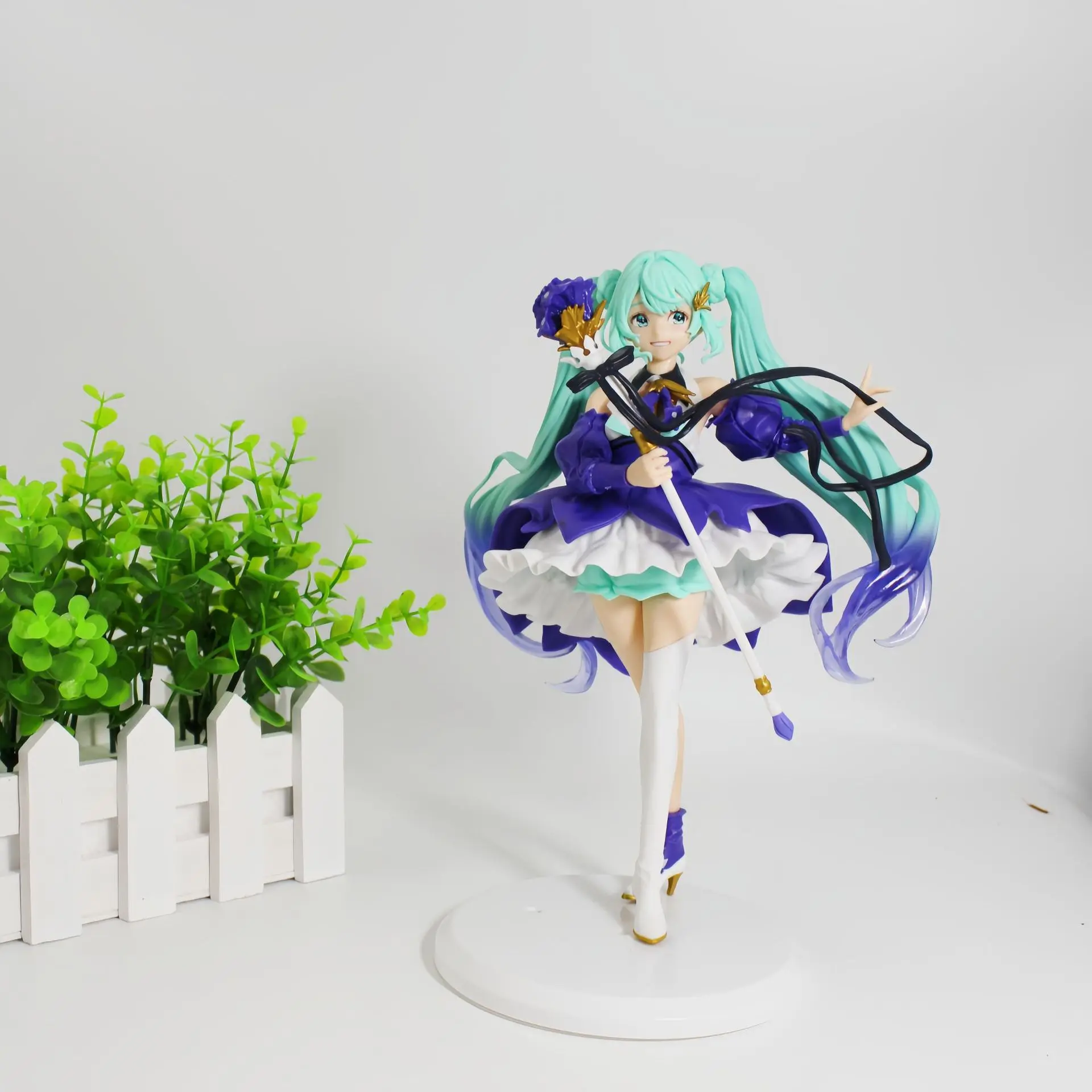 Nieuwe 22 cm Hatsune Miku Action Figure Bauhinia Hatsune Bloem Ontwerp Model Standbeeld Bureau Decor Kinderen Speelgoed Pop Collectie Geschenken
