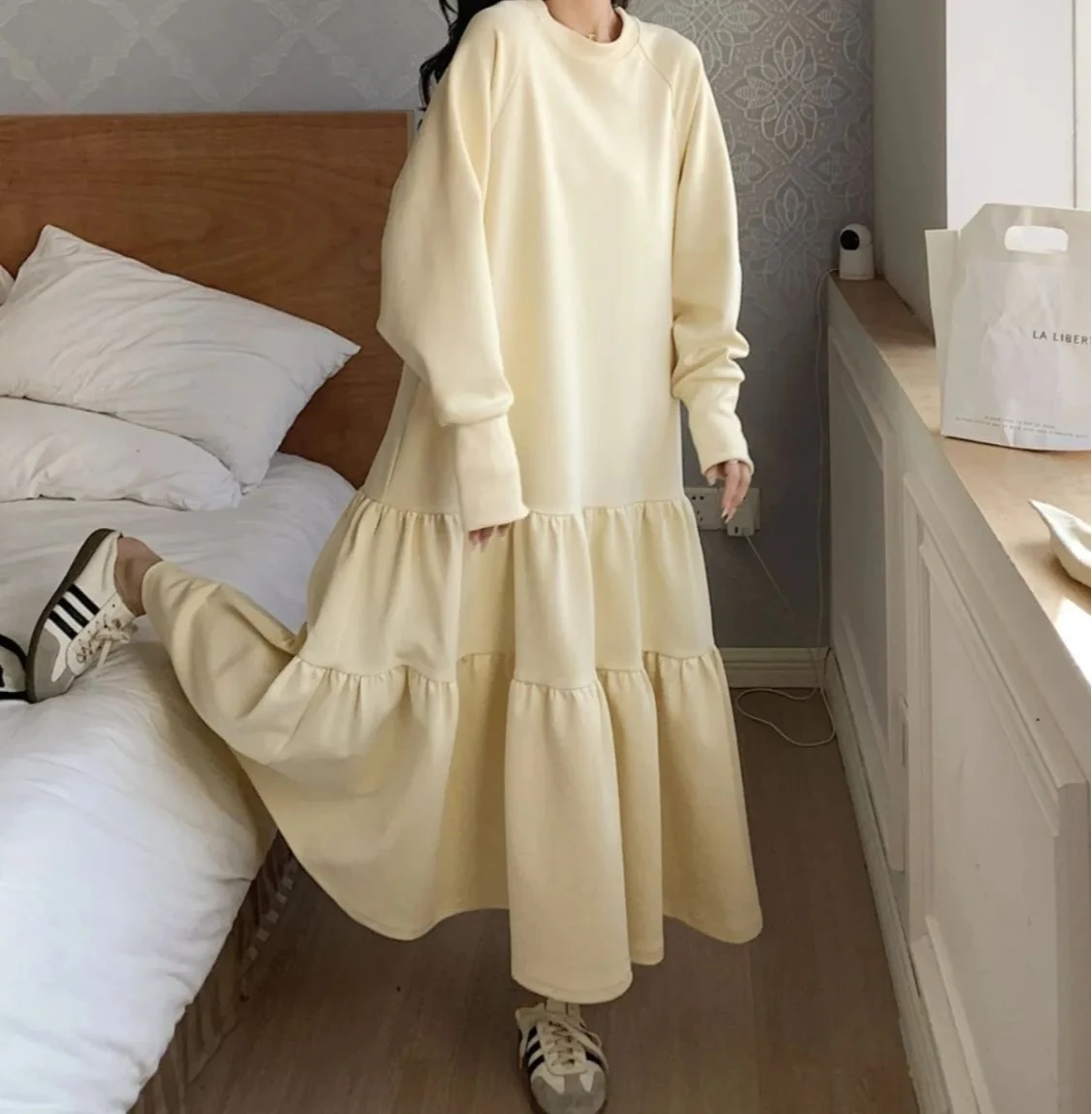 Lotus Leaf Side Length Sleeves Long Hoodie Dress in Large Size Autumn Loose Fit Slimming A-line