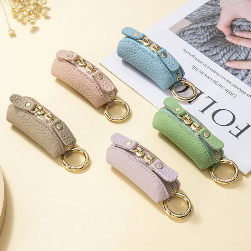 

Кожаный кошелек для монет с брелоком - маленькая сумочка для мелочи с застежкой-карабином, кошелек для женщин в японском стиле, монетница.