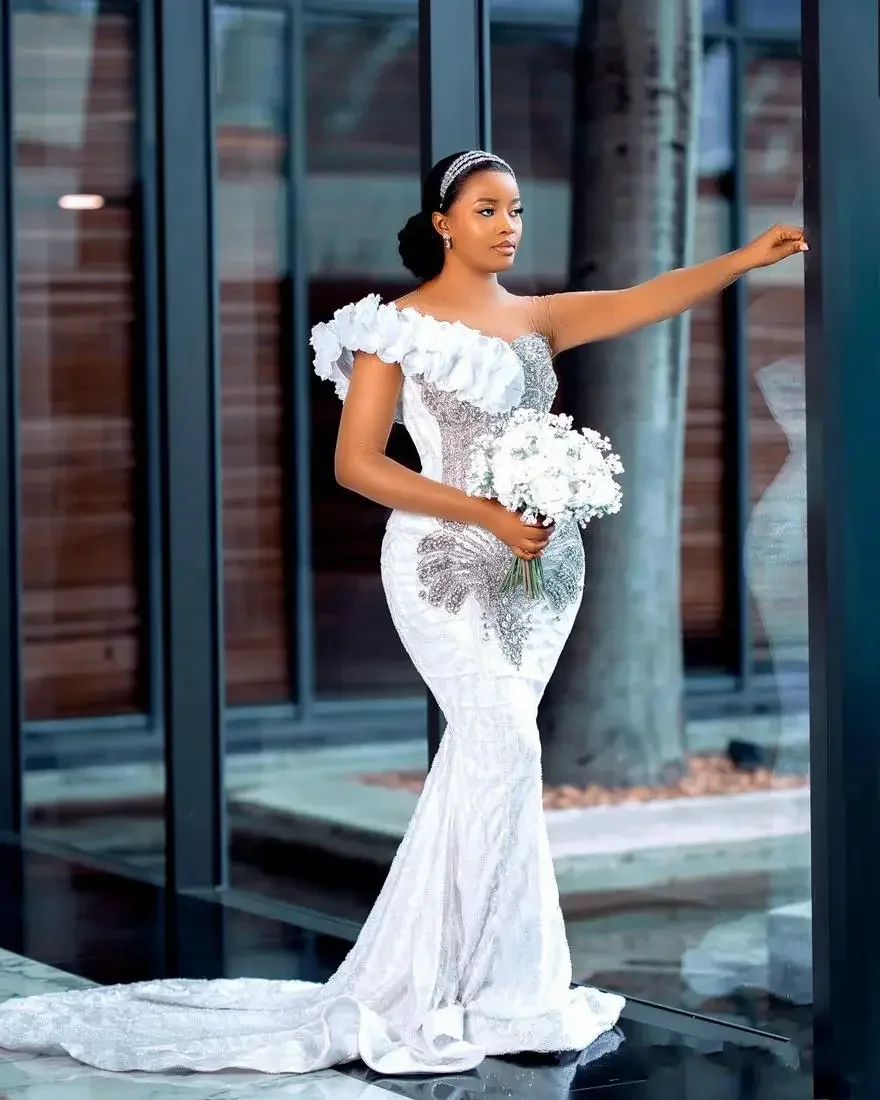 

Customized Shinny Rhinestones Crystals Mermaid Wedding Dress Vestidos De Novias Plus Size Aso Ebi Long Sleeves Bridal Gown