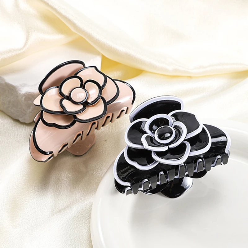 

Acetate Floral Hair Clip M Size Shark Clasp Snap Clip with Mountain Tea Flower Design Elegant Hair Accessories for Women