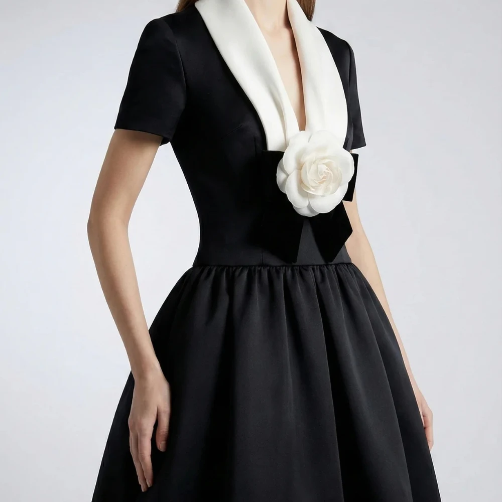 

Modern Black V-neck Short Sleeve Evening Gown with 3D Flower Bow Satin A-line Floor Length Prom Gowns Party Dress Customzied