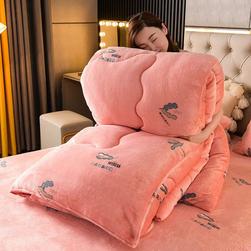 Winter solid color thickened fleece milk fleece soft and comfortable quilt soybean fiber filled quilt