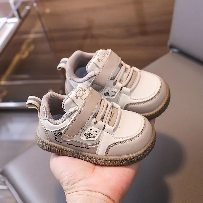 Toddler Soft Sole Walking Shoes Leather Upper Breathable Casual Sneakers for Boys Girls Cute Pattern Lightweight First Walkers