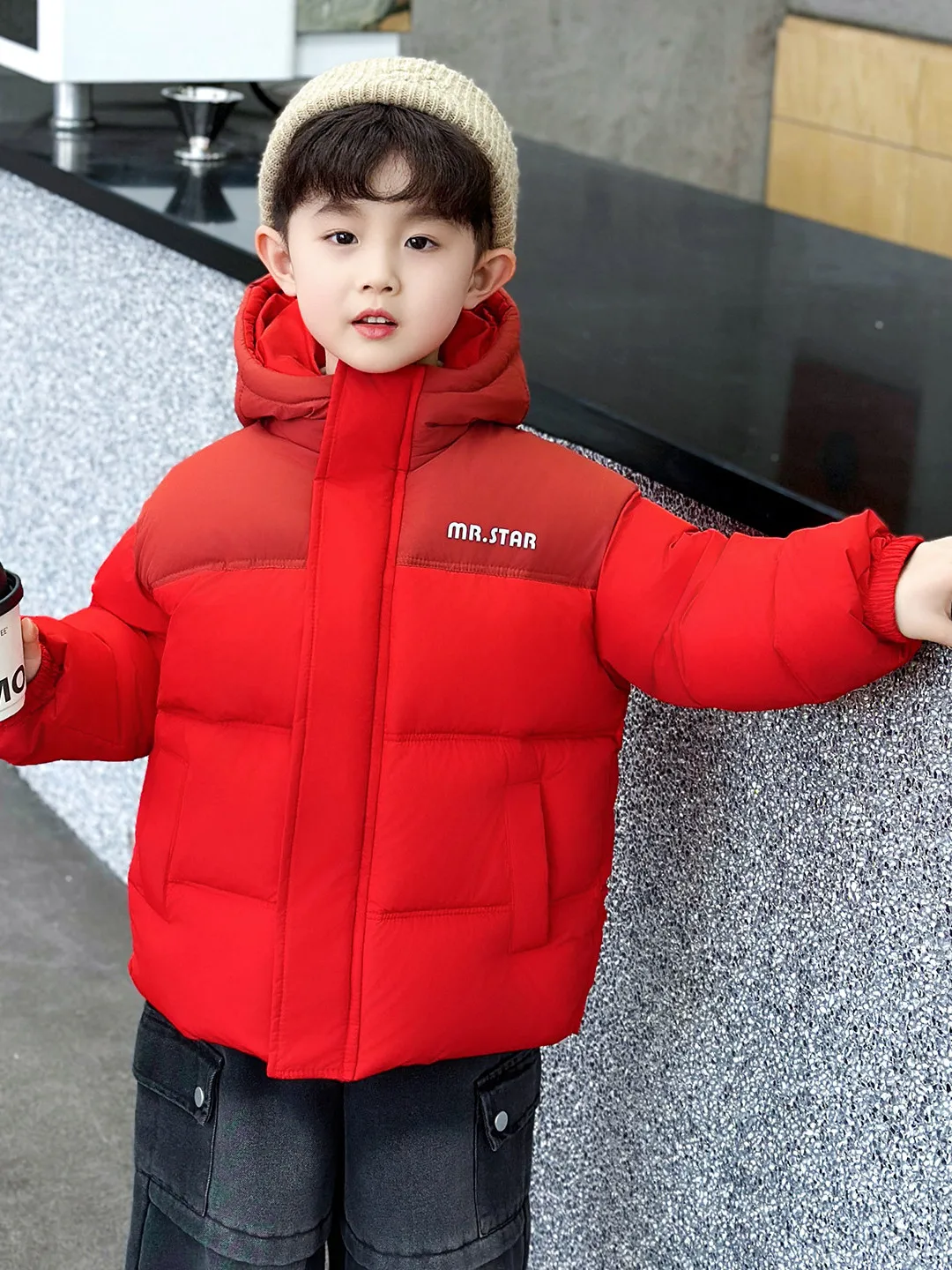 

Теплая дышащая зимняя куртка для мальчиков из хлопка с вышивкой 3D-цветов и шапкой, модная детская одежда...