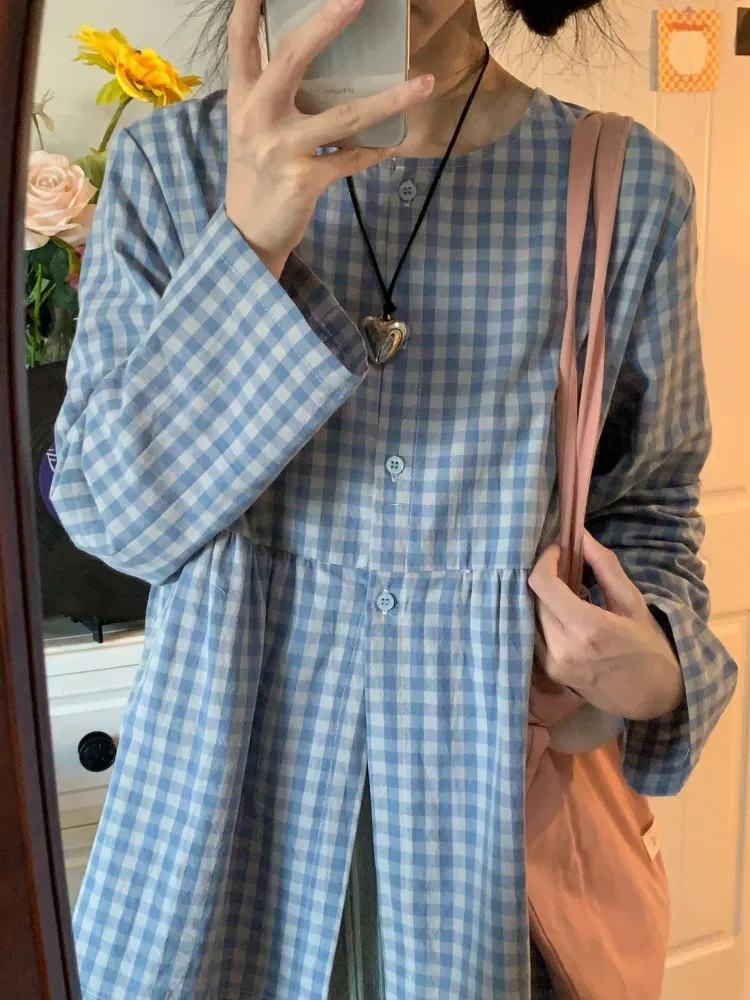 Blauw geruit overhemd dames Japanse schattige ronde hals losse split ontwerp blouses lente preppy stijl losse tops met lange mouwen