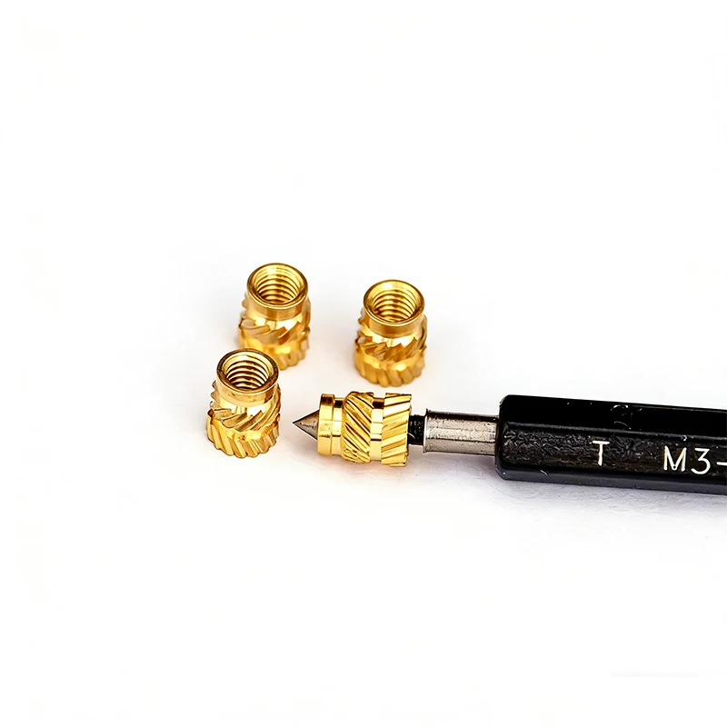 10/100PCS M2.5 Brass Hot Melt Insert Nuts, SL-Type Double Twill Knurled Thread Inserts for Injection Molding