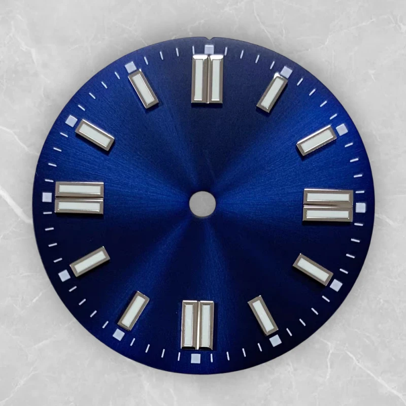 28.5mm green luminous dial, sunburst patterned dial, no window bar index, suitable for NH35/8215/2836 movement accessories.