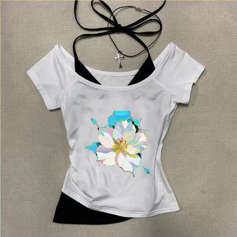 

Y2K Retro Crop Top for Women: Black & White Layered Design with Vibrant Floral Print, Short Sleeve Tee Perfect for Streetwear