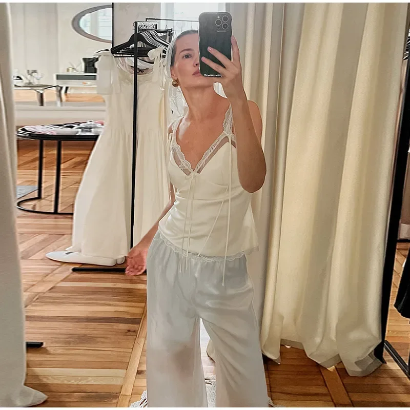 Spitzen-Patchwork-Rückenfreie Oberteile für Damen, sexy Spaghetti-Träger, ärmellos, mit Schnürung, plissiertes Cami-Top, charmante Damen-Partykleidung, Strandkleidung – Detail 4