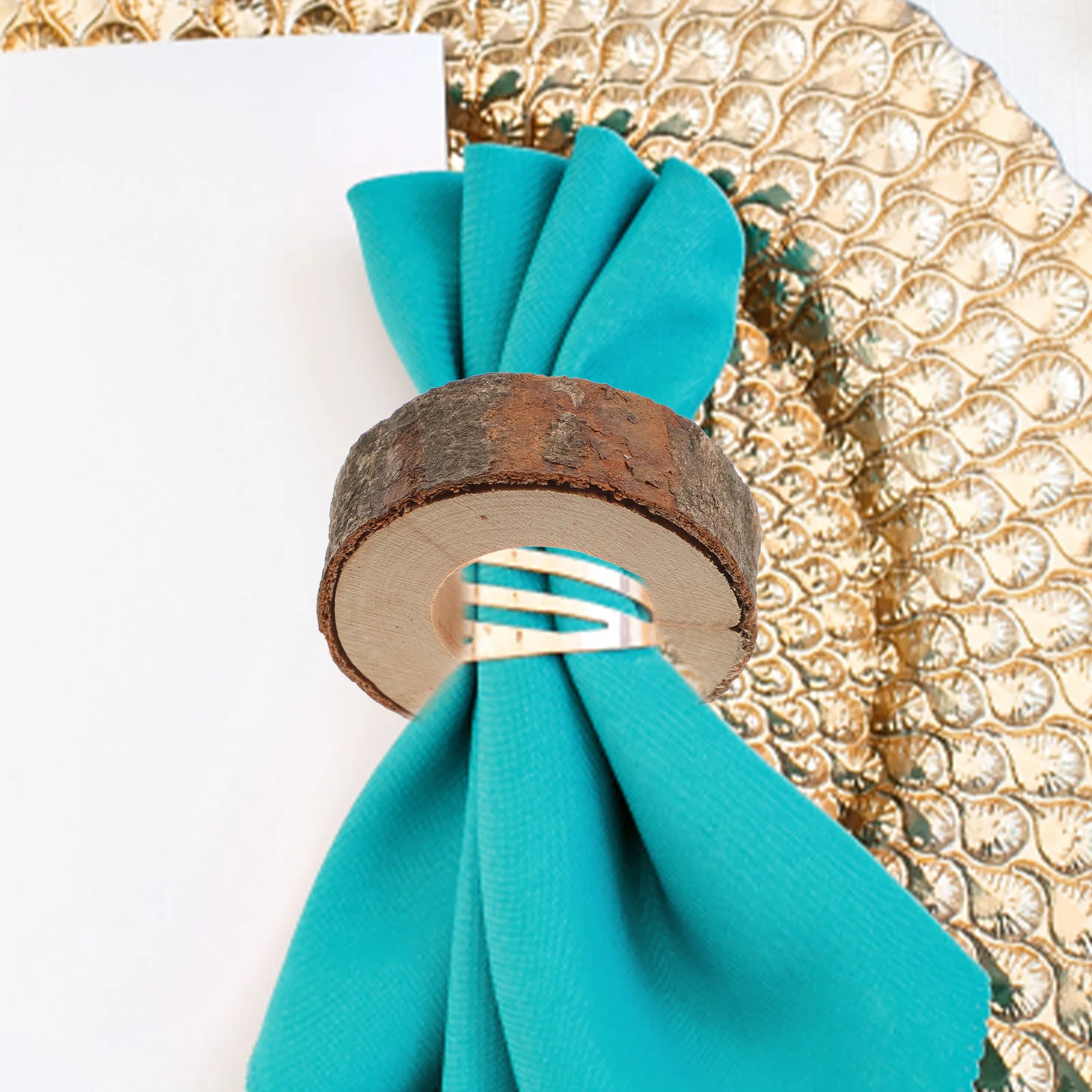 

10Pcs Circle Wood Pendants Exquisite Workmanship Napkin Ring for Wedding Table Birthday Banquet Home Decor Craft Projects