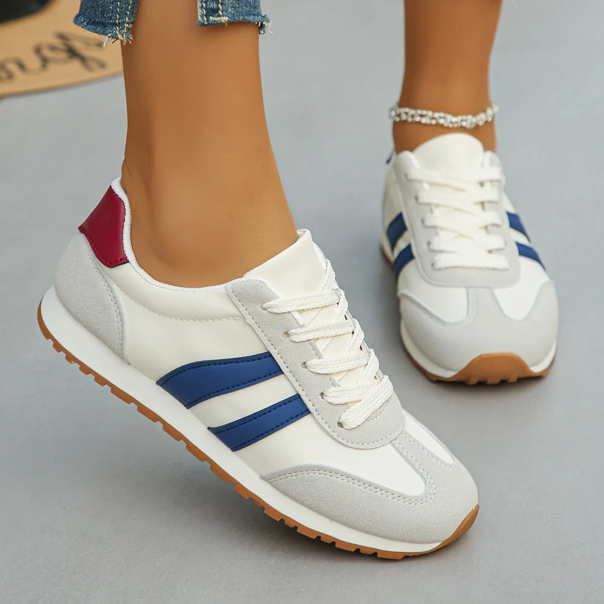 Women's Casual Lightweight Breathable Sport Shoes 2025 Spring Autumn New All-match Running Sneakers Zapatos De Mujer Tenis Jeans image 4