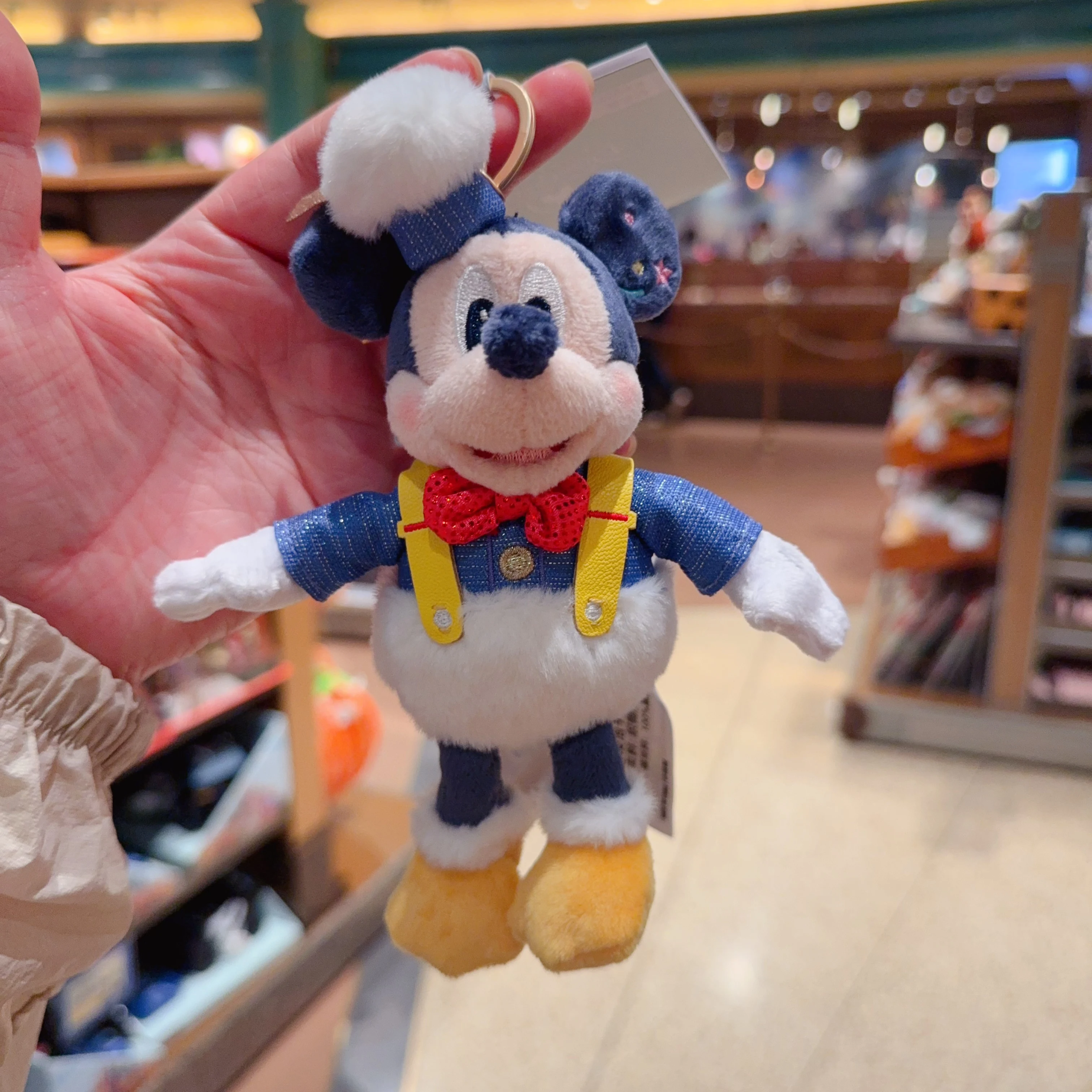 Shanghai Disneyland 2026 Donald Duck Goofy Mickey & Minnie Plush Keychain Pendant Travel Souvenir & Birthday Gift view 6