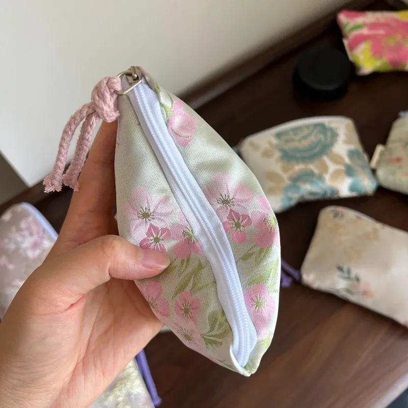 Women's Cosmetic Bag Vintage Floral Mini Zipper Sanitary Napkin Tampon Storage Bag Pouch Beauty Lipstic Coin Organizer for Girls