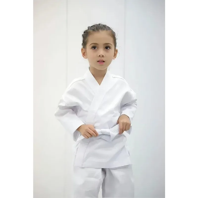 Uniforme da Karate per bambini e adulti, uniforme da studente leggera di Karate Gi con cintura per l\'allenamento di arti marziali-bianco