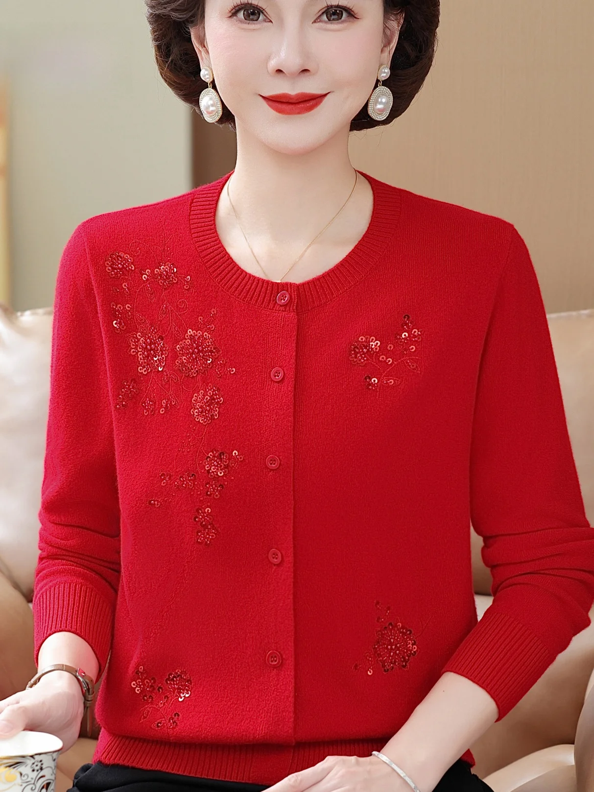 

Вязаный кардиган из чистой шерсти, весна-осень, яркие блестки, цвет лунного года, красный трикотаж для женщин среднего возраста и ly