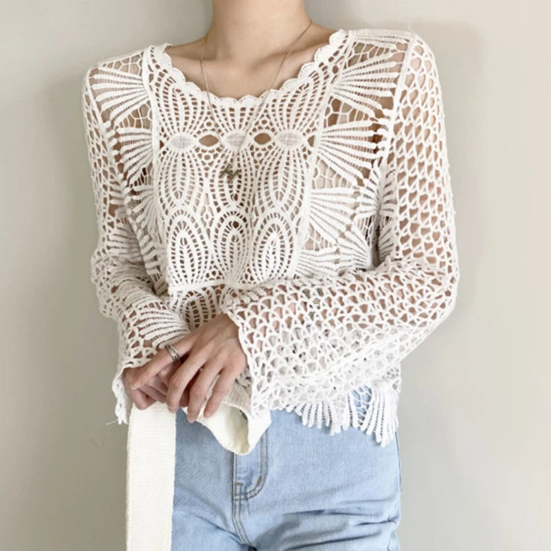 

Chic Summer Gentle round Ne Lace Hook Flower Hollow Design Loose Long Sve Sun Protection irt Women's Top